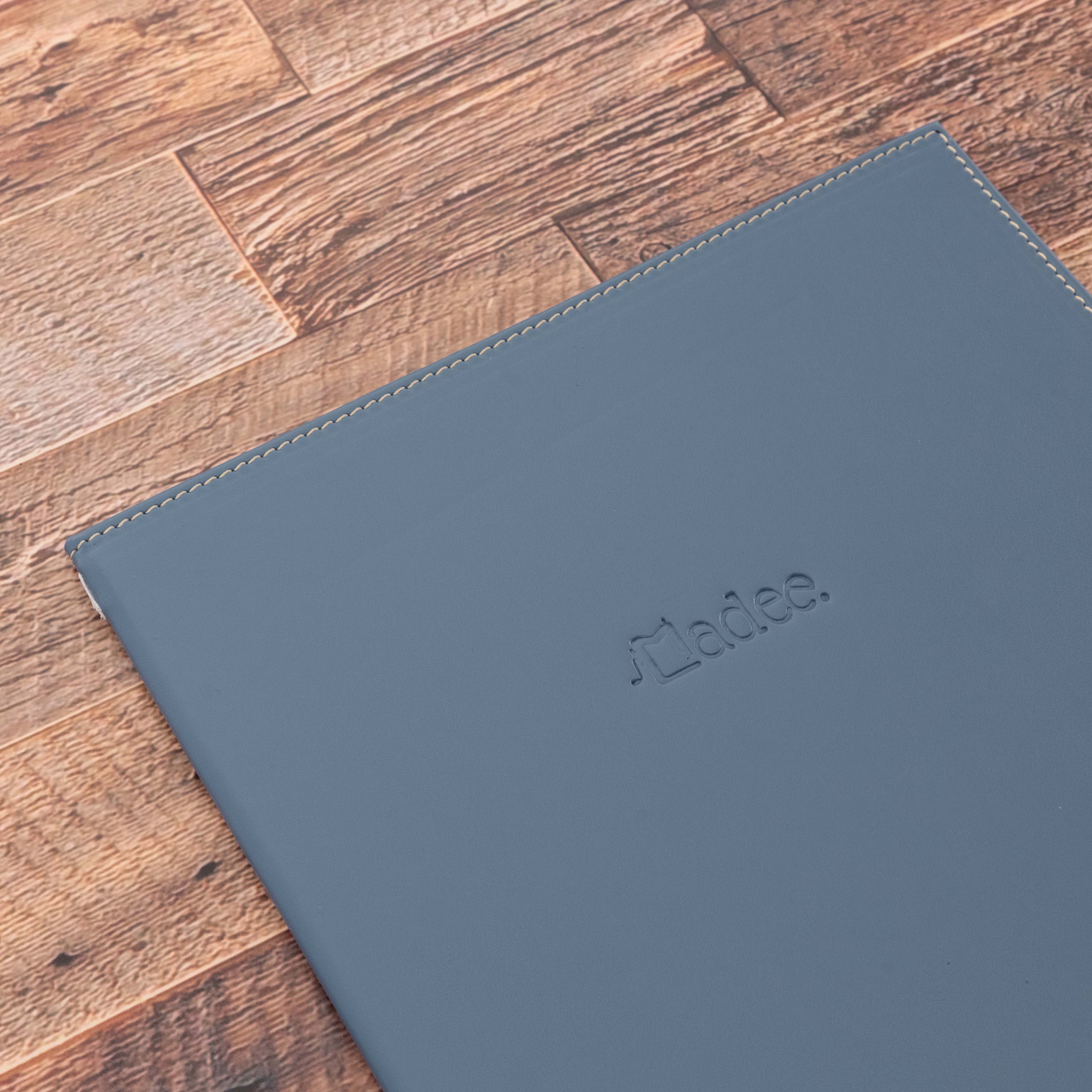 Porta menu A4 rigido con elastico personalizzabile in similpelle