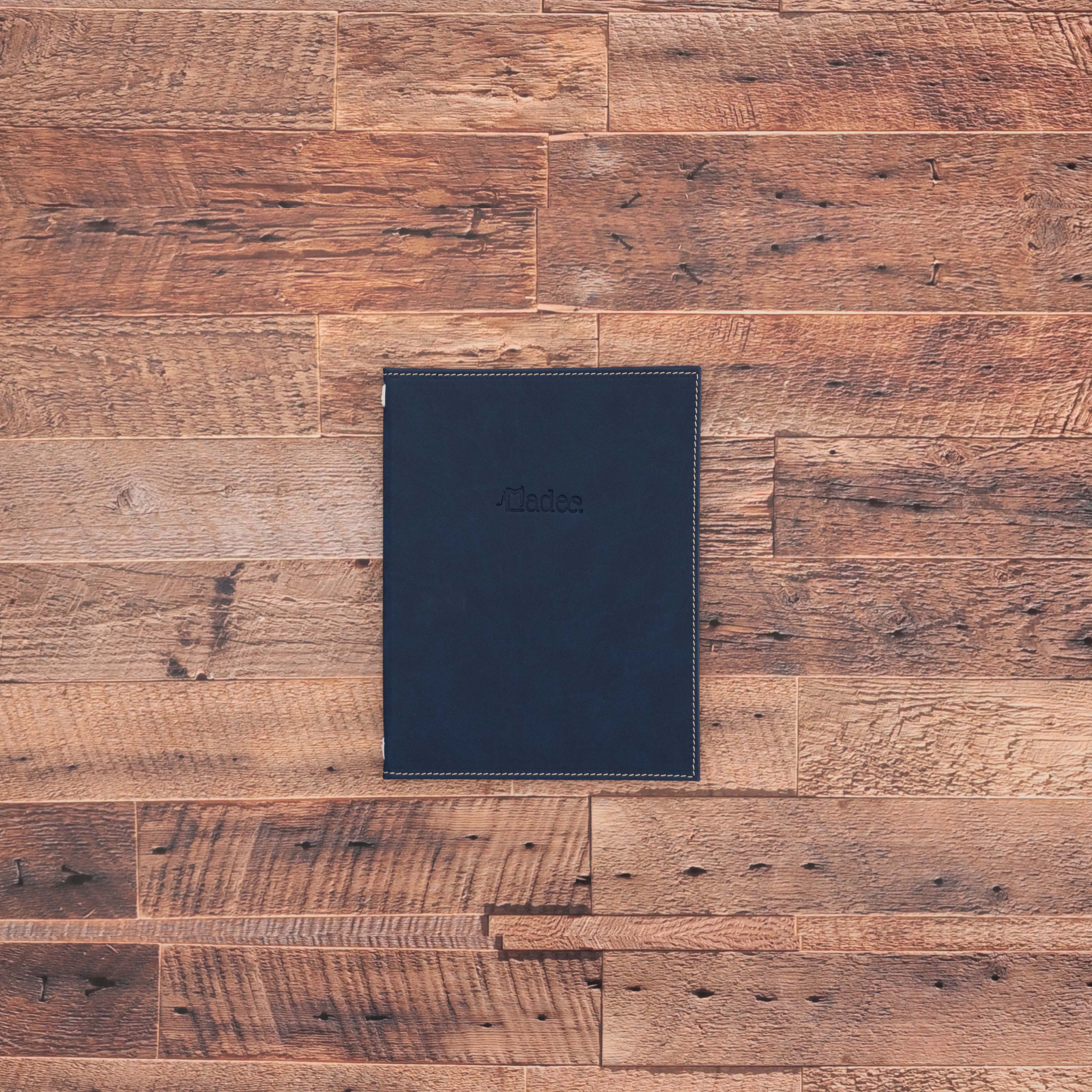 Porte menu personnalisable en simili cuir