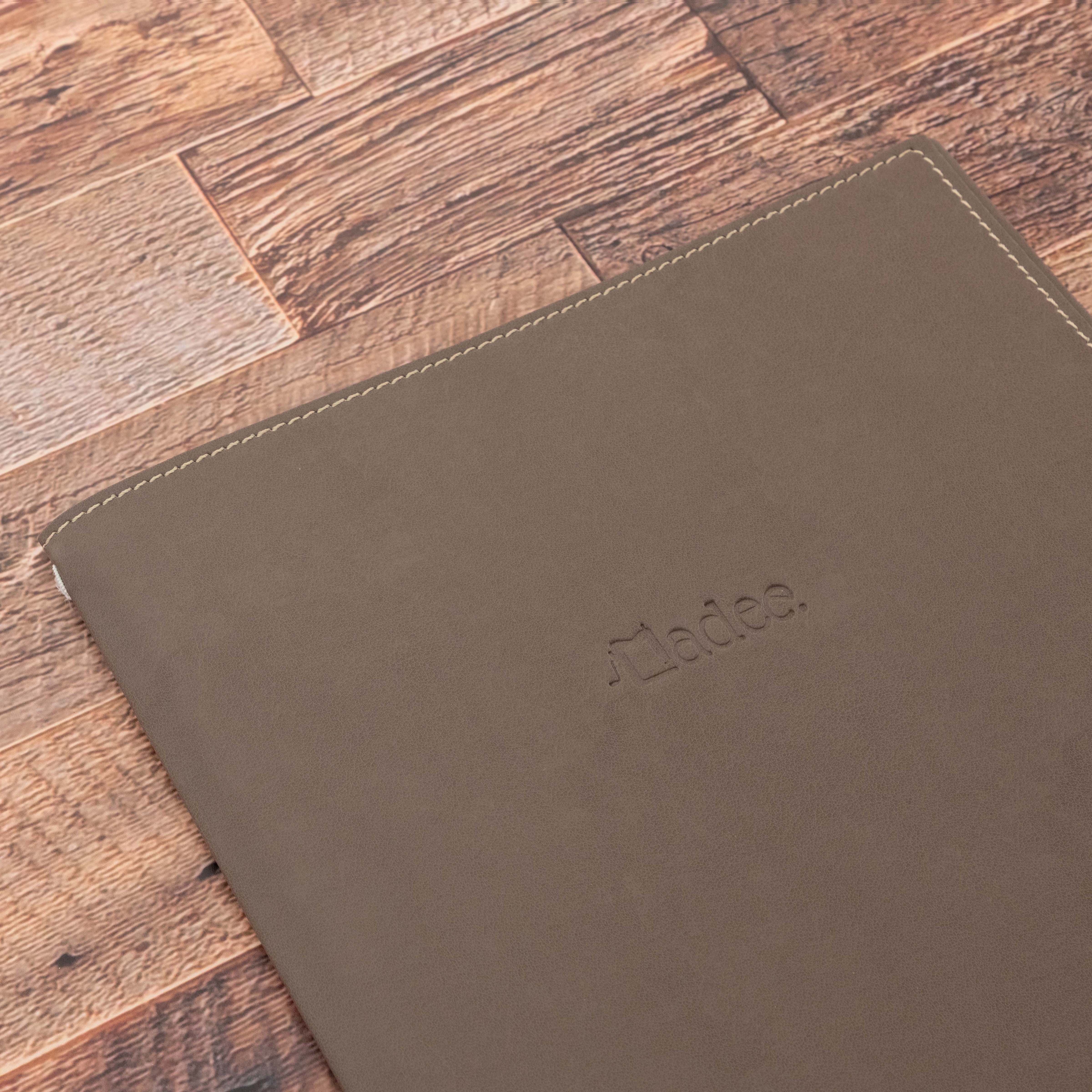 Porte menu personnalisable en simili cuir