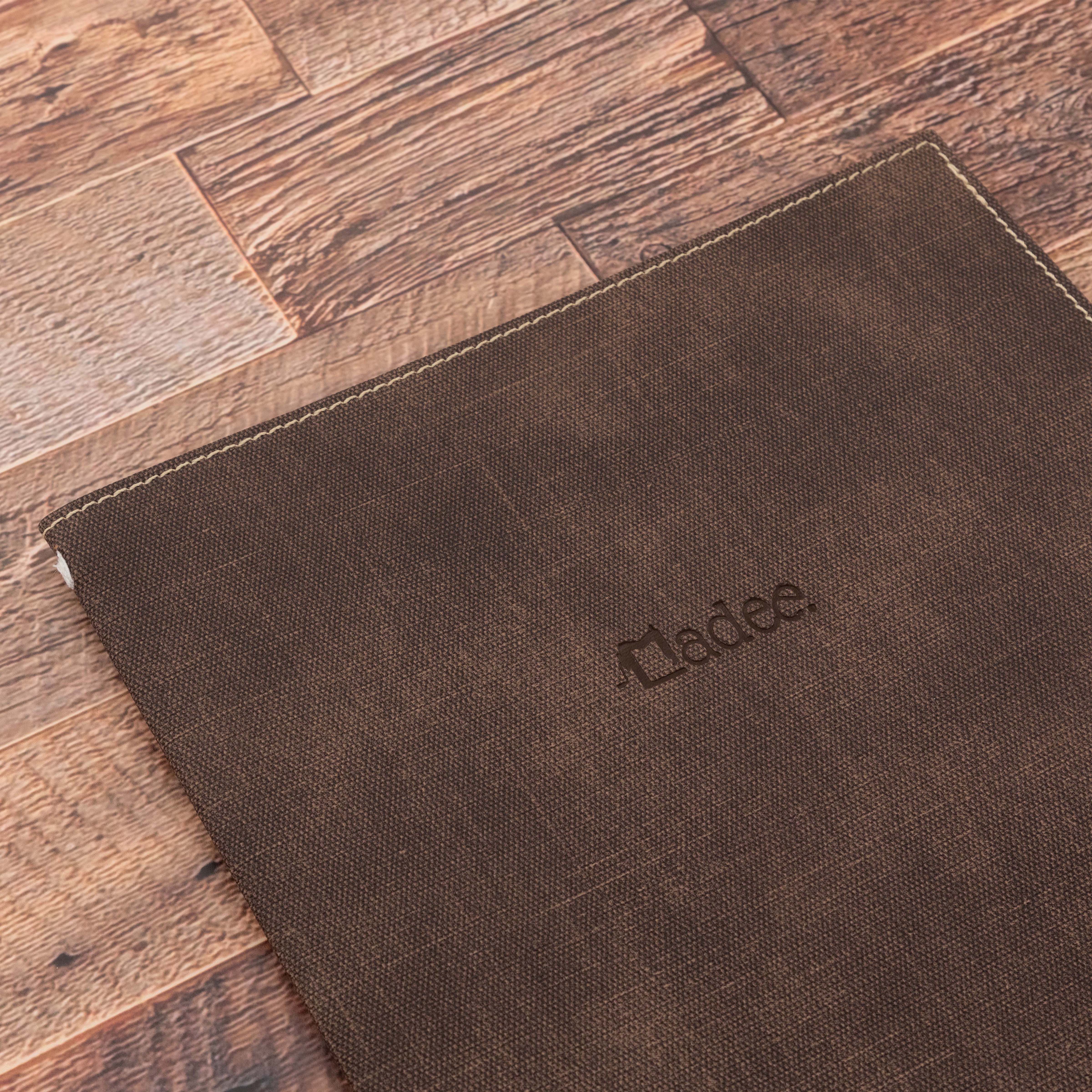 Porte menu personnalisable en simili cuir