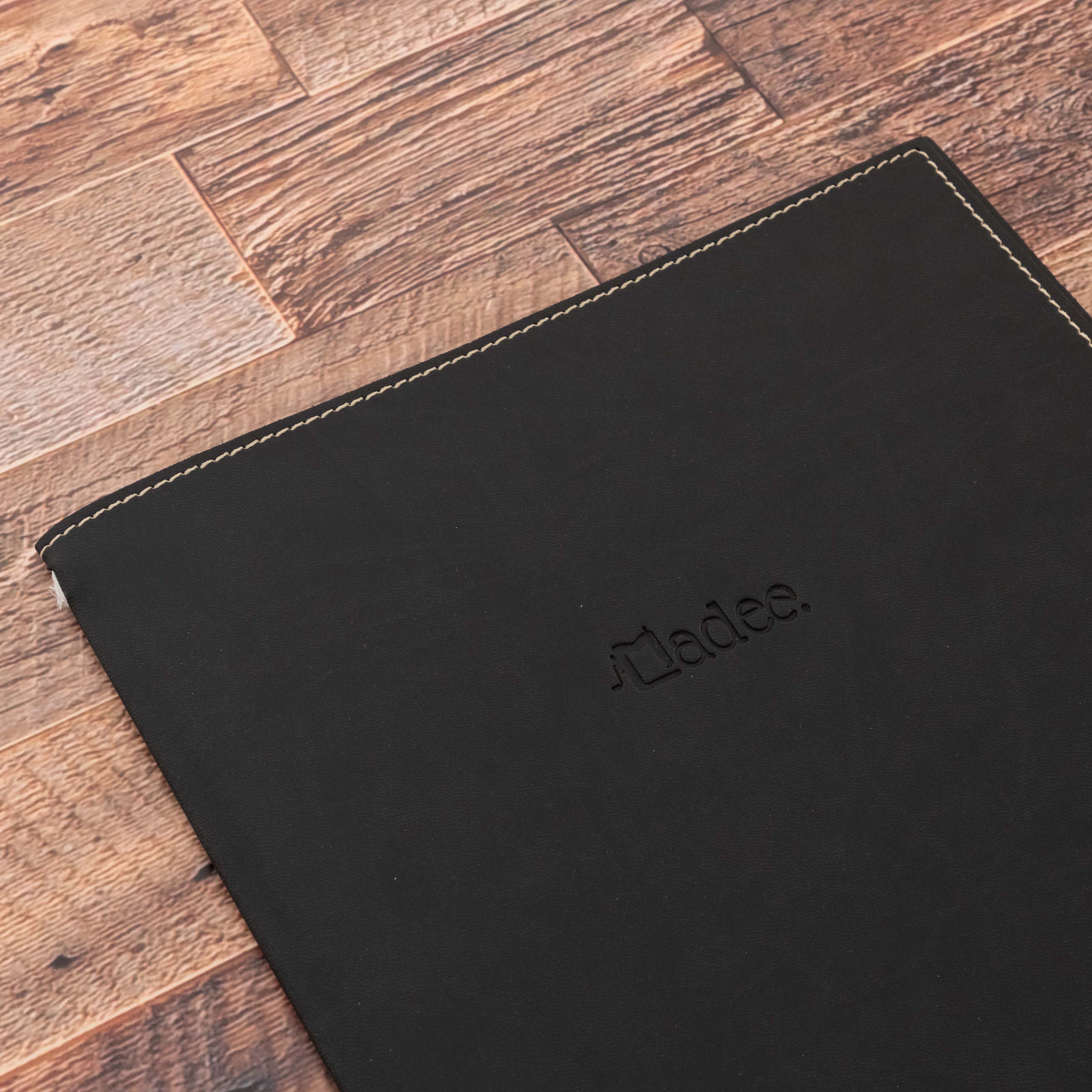 Porte menu personnalisable en simili cuir
