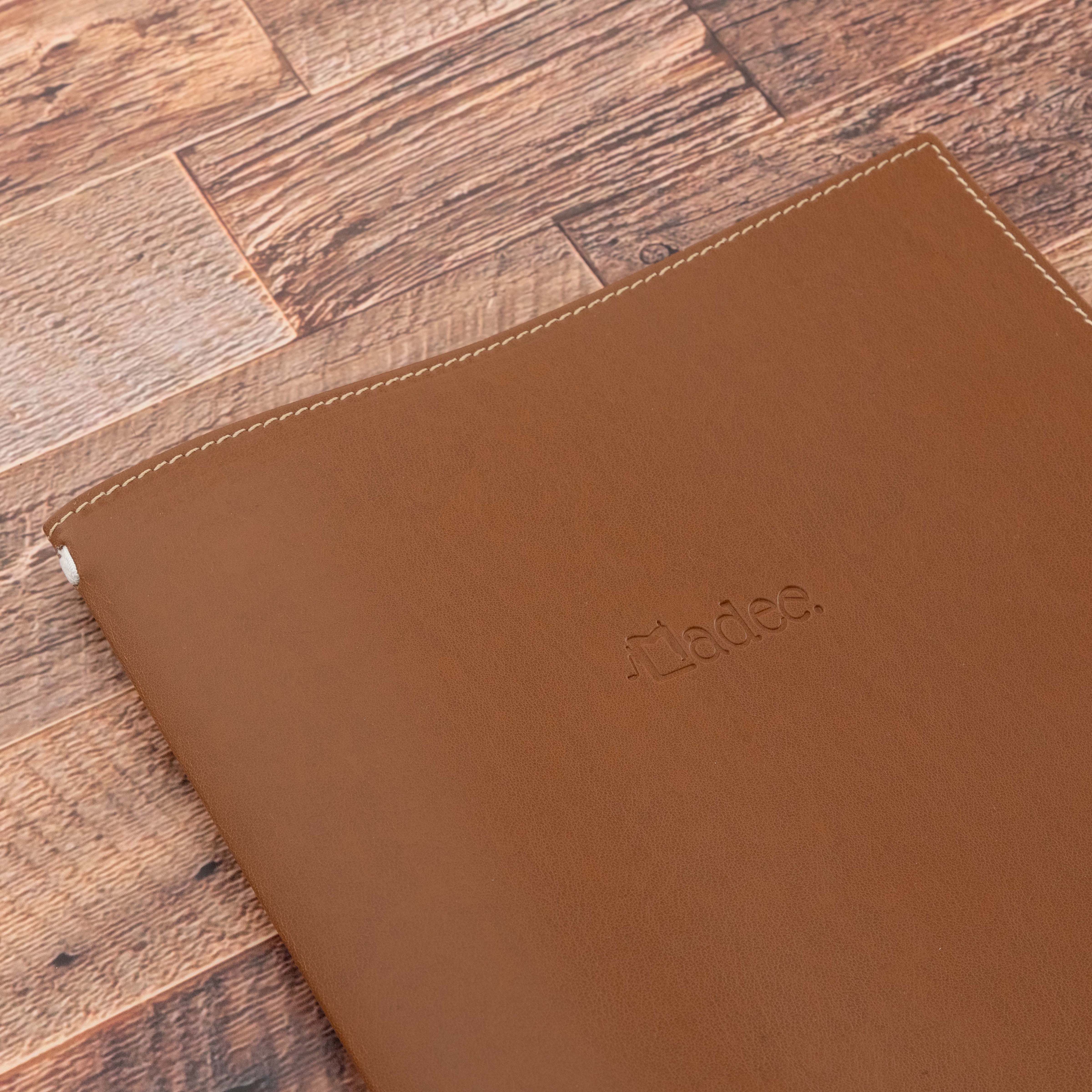 Porte menu personnalisable en simili cuir