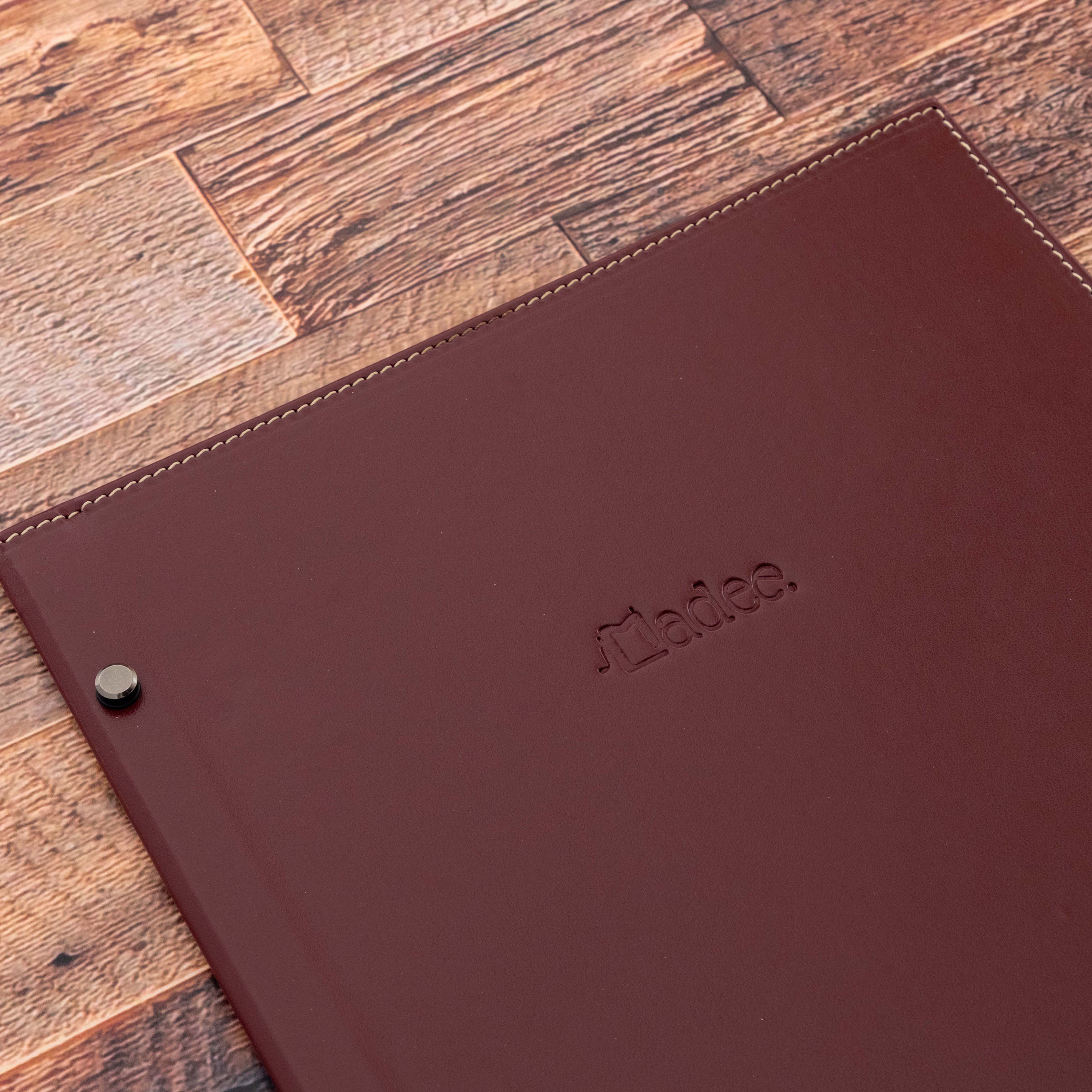 Porta menu A5 rigido con viti in acciaio personalizzabile in similpelle